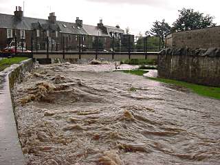Sept 2002 flood photo (17.2kb)